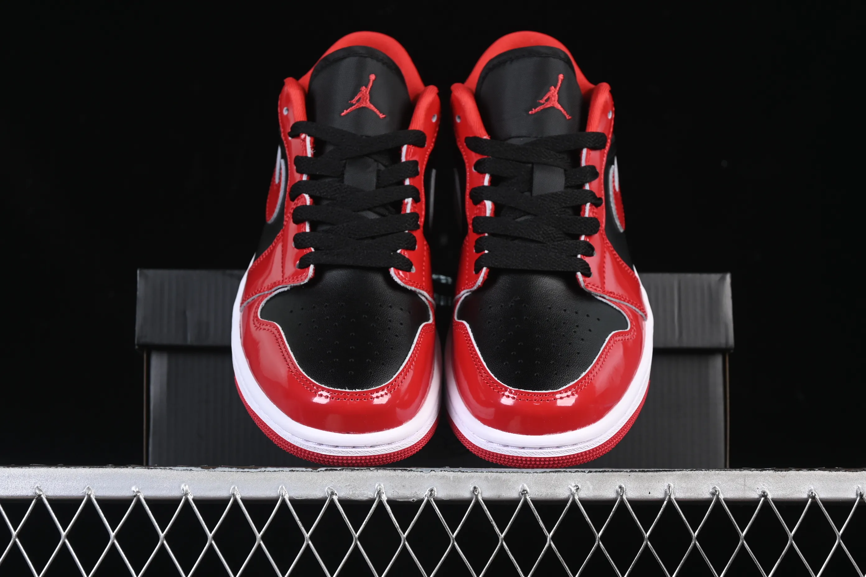 All categories Air Jordan Jordan series basketball shoes Air Jordan 1 Low G version pure original Air Jordan 1 Low AJ1 Joe 1 patent leather black and red low-top cultural casual sneakers HV4089-006